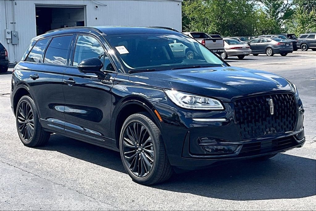 2023 Lincoln Corsair Reserve AWD's photo