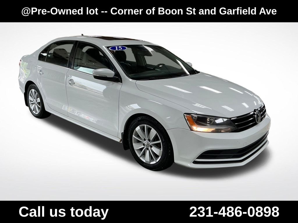 Used 2015 White Volkswagen 2.0L TDI SE image 7