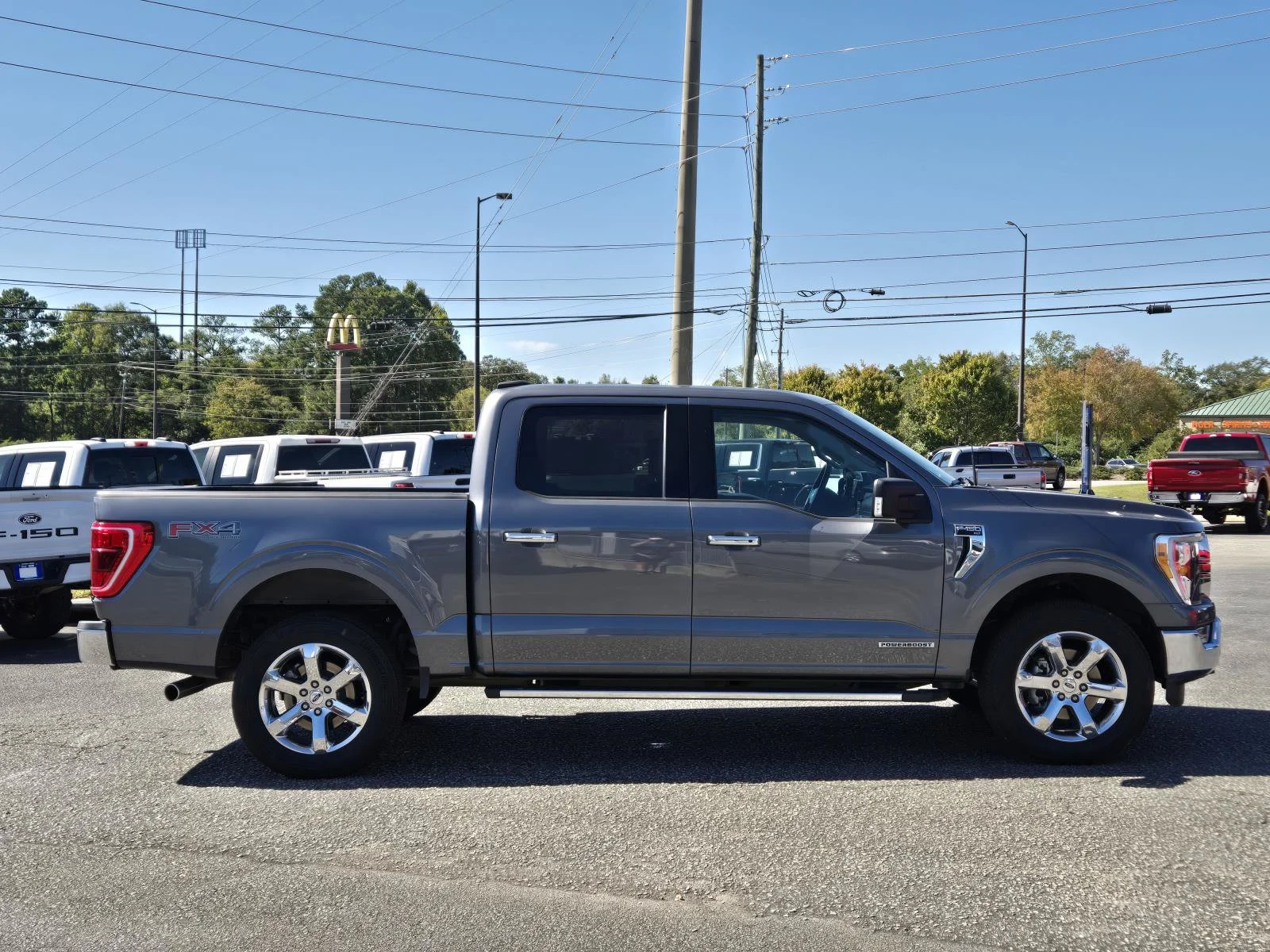 Used 2023 Gray Metallic Ford XLT image 7