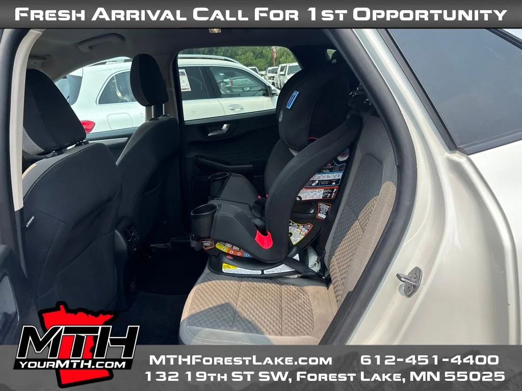 Used 2020 White Ford SE image 8