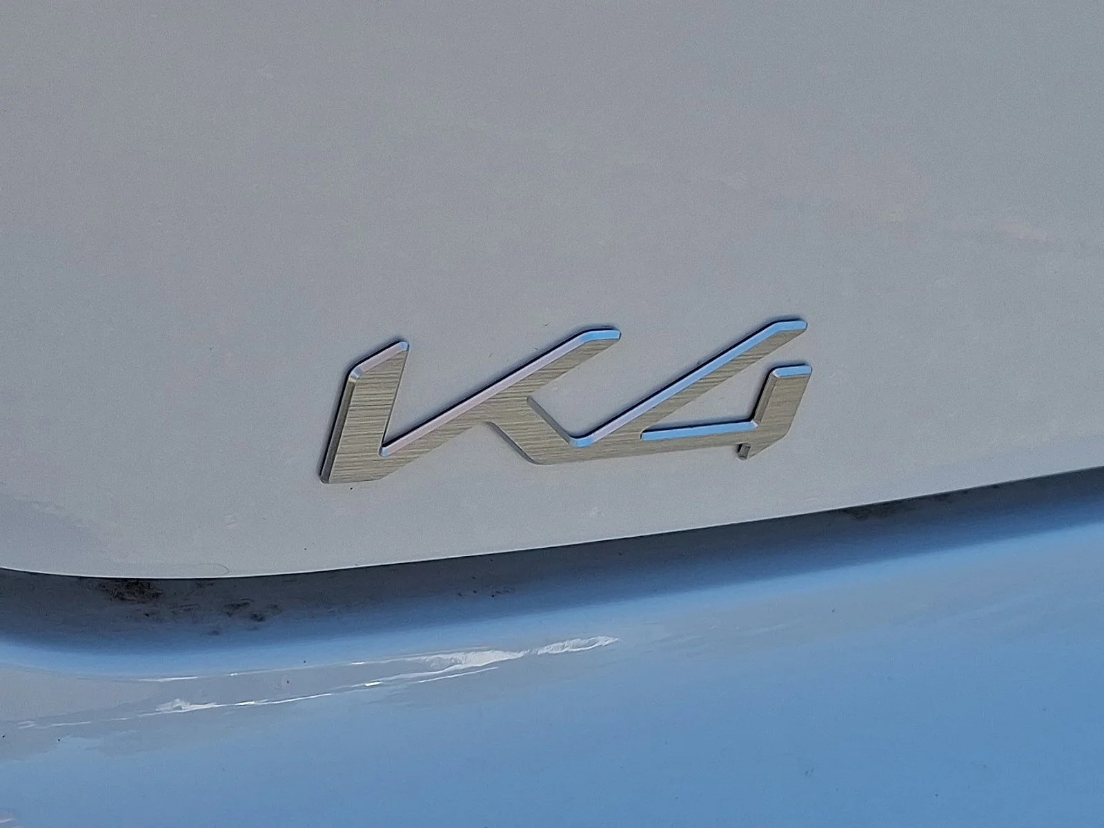 2025 Kia K4 GT-Line Turbo - Photo 14