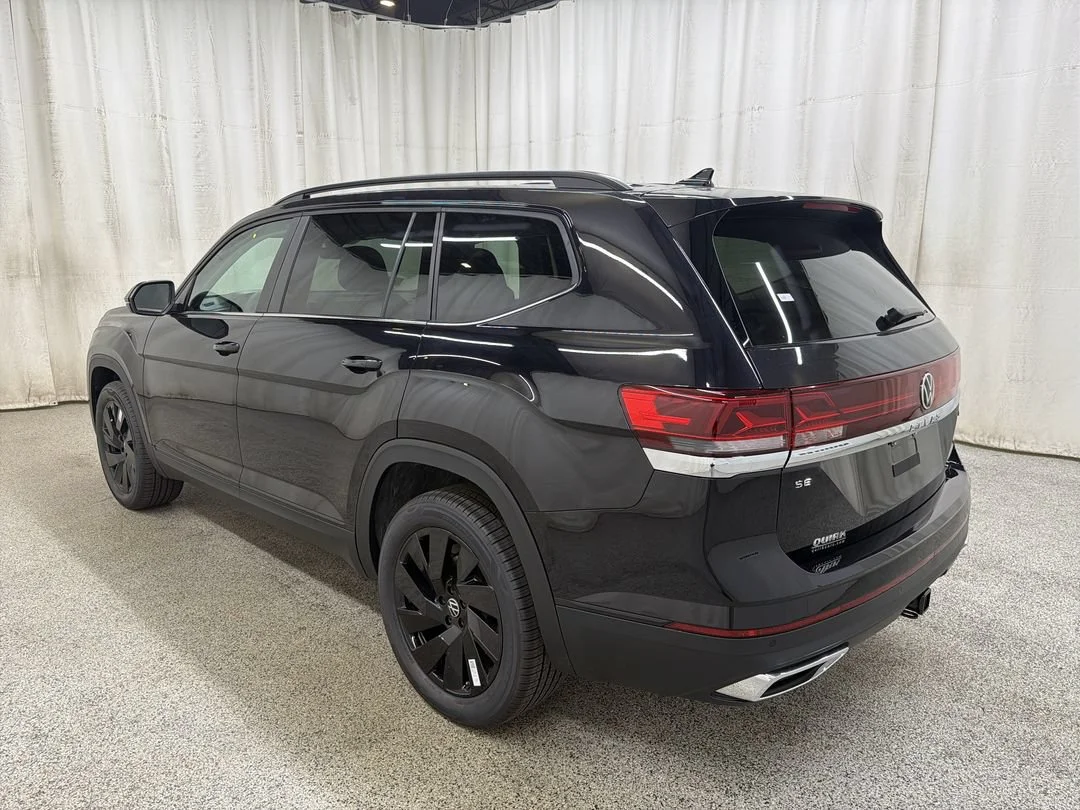New 2026 Deep Black Pearl Volkswagen 2.0T SE w/Technology image 9