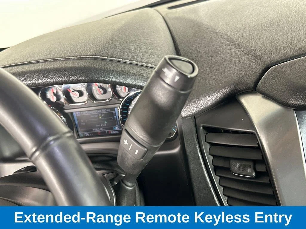 Used 2017 Champagne Silver Metallic Chevrolet LT image 29
