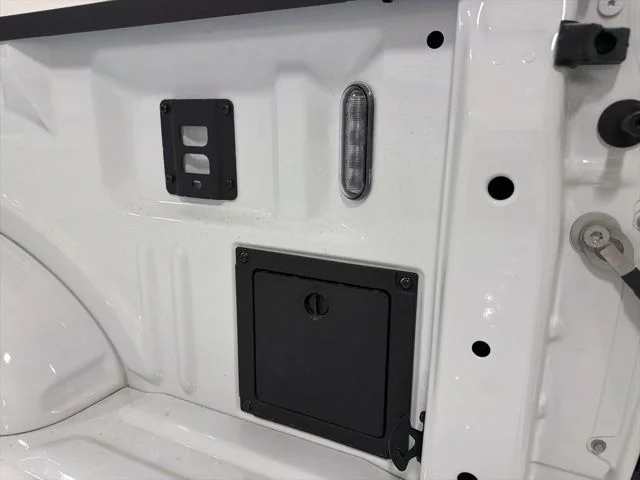 New 2026 Oxford White Ford XLT image 36