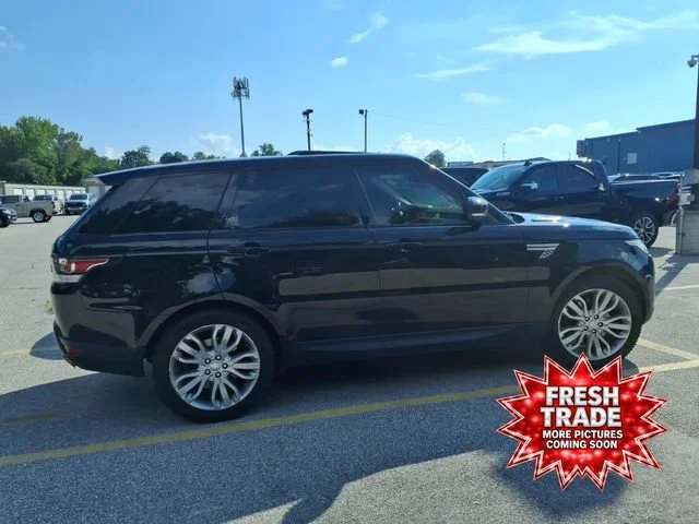 Used 2017 Black Land Rover 3.0L V6 Supercharged HSE image 5