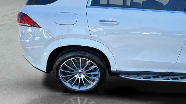 Used 2021  Mercedes-Benz GLE 450 image 40