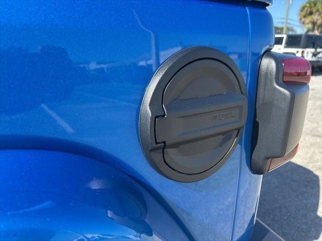 2025 Jeep Wrangler 4-Door Sahara - Photo 22