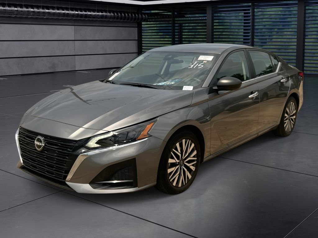 2025 Nissan Altima 2.5 SV's photo