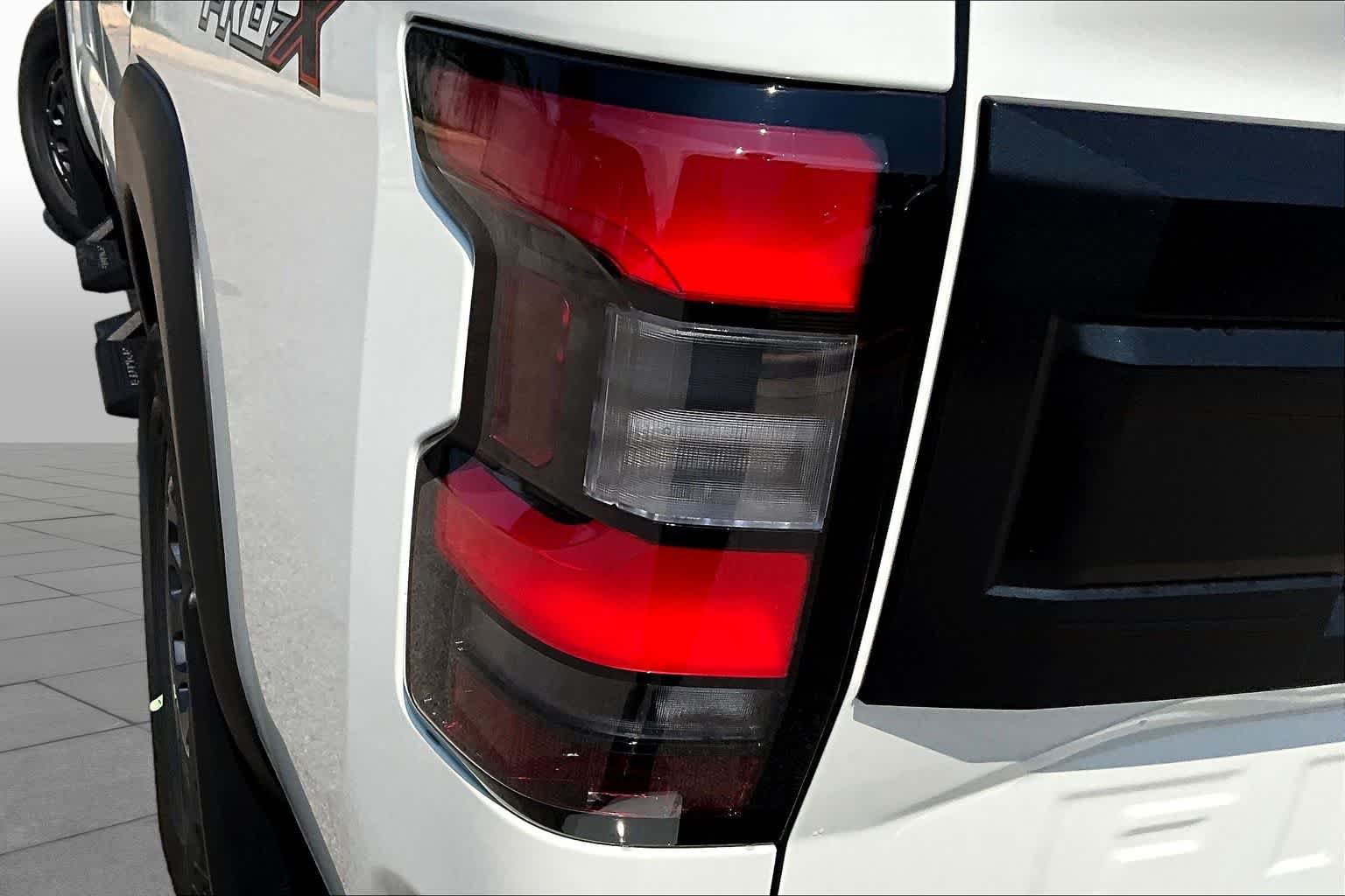 2026 Nissan Frontier PRO-X - Photo 12