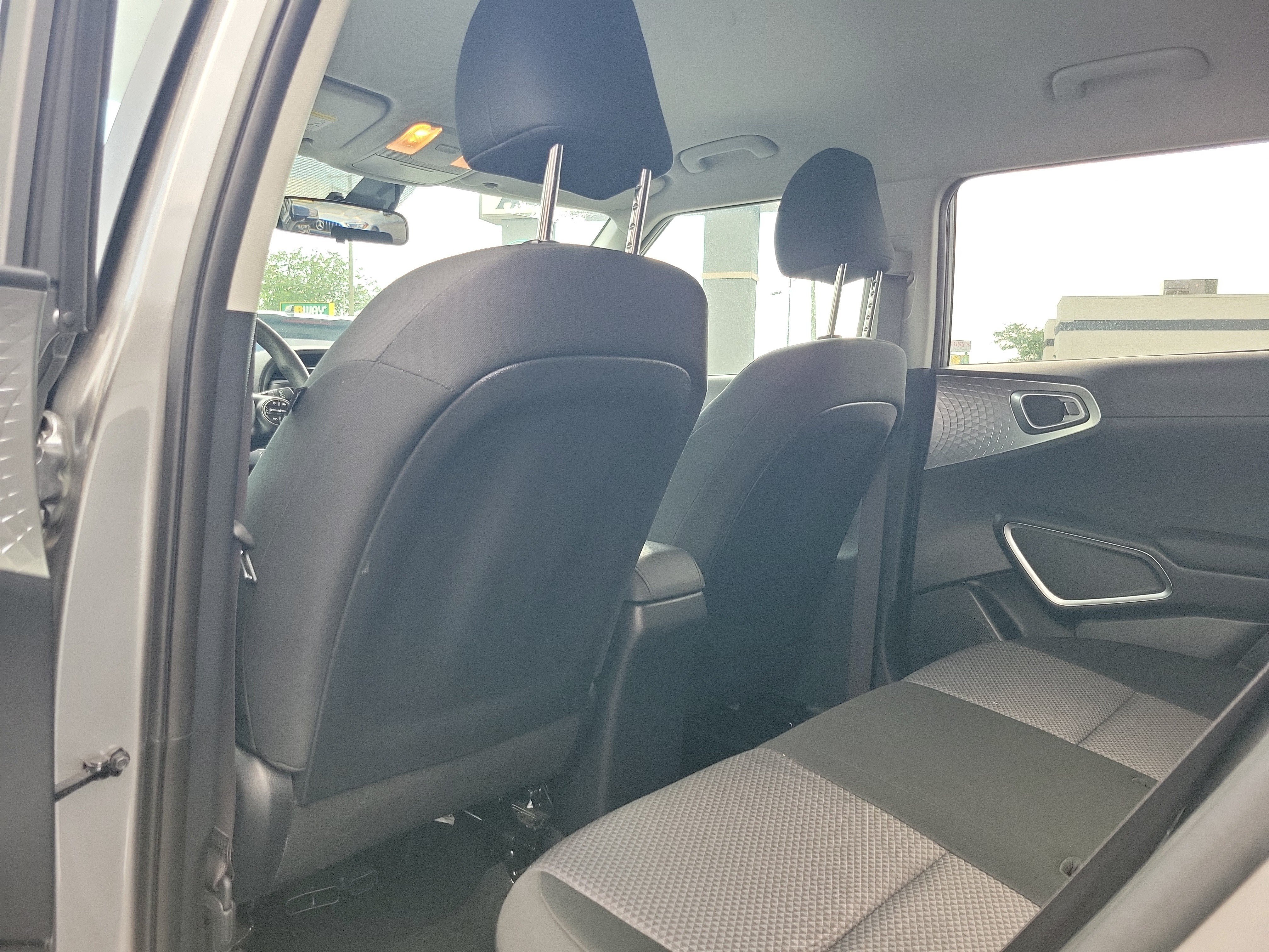 Used 2025 Gray Kia  image 7
