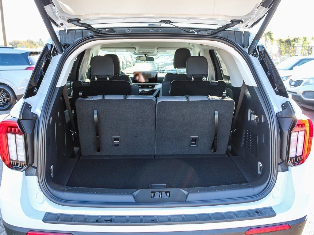 2026 Ford Explorer Active - Photo 27