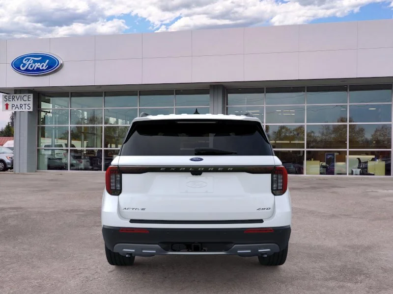 New 2026 Star White Metallic Tri-Coat Ford Active image 27