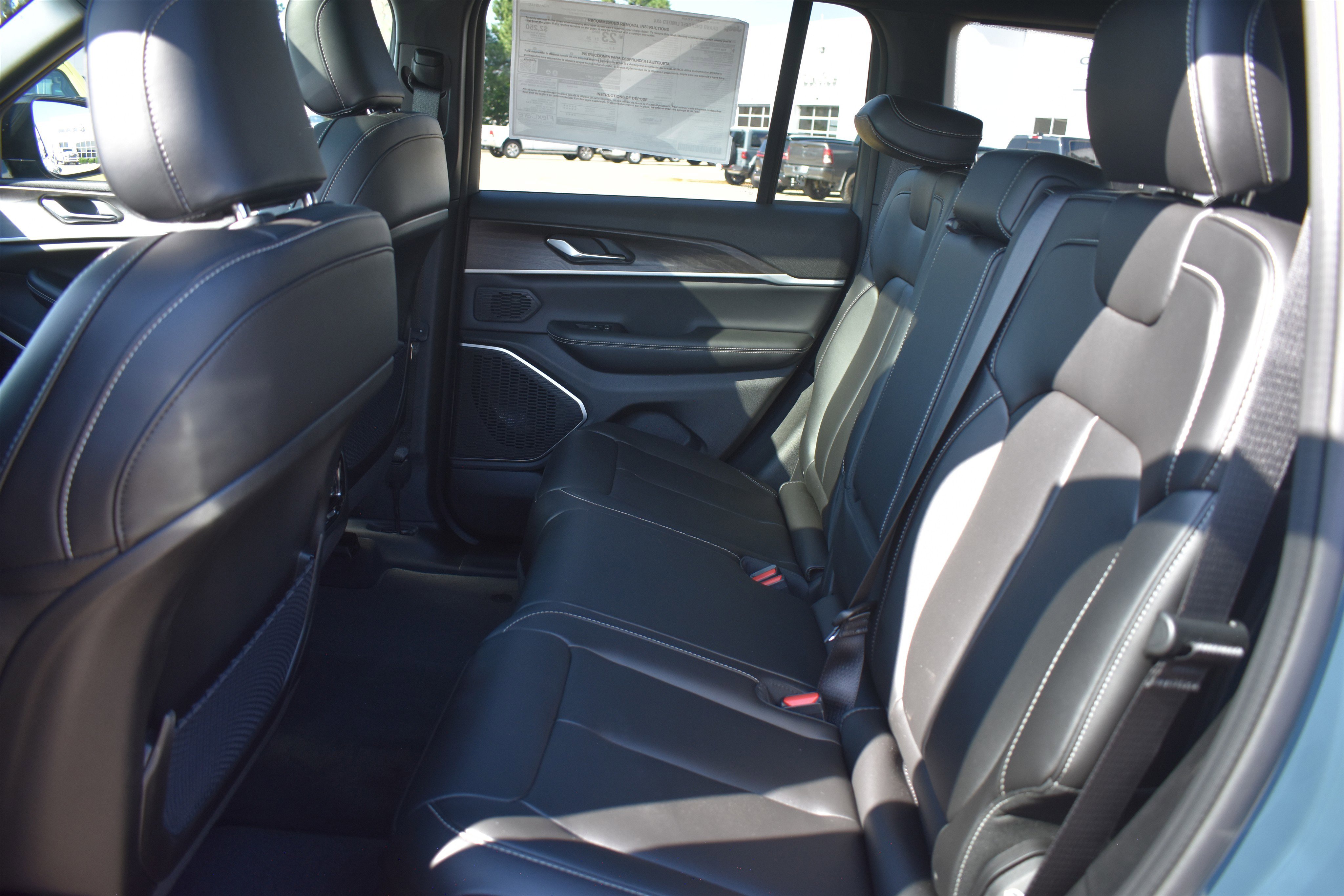 New 2026 Steel Blue Exterior Paint Jeep Limited image 16