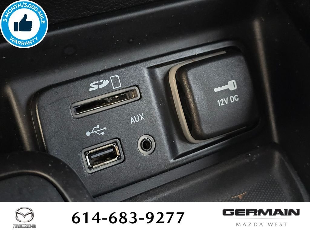 Used 2016 White Jeep Latitude image 34