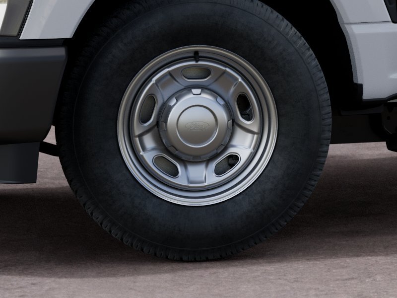 New 2027 Oxford White Ford F-250® XL image 19