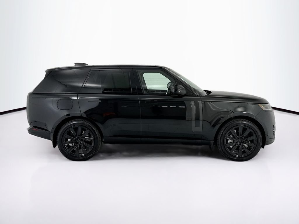 New 2026 Santorini Black Land Rover SE image 4