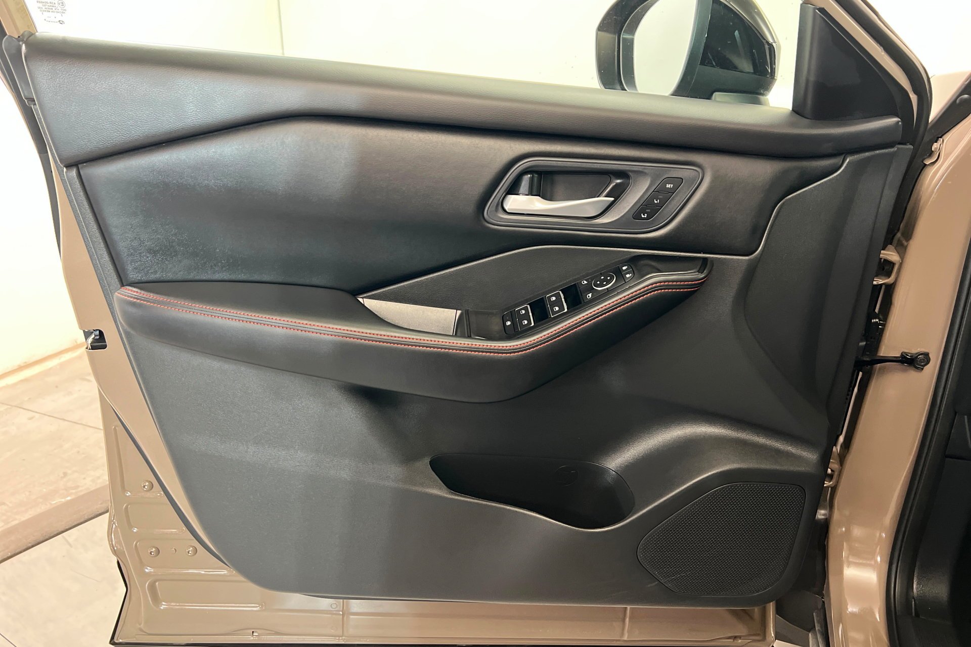2025 Nissan Rogue Rock Creek - Photo 16