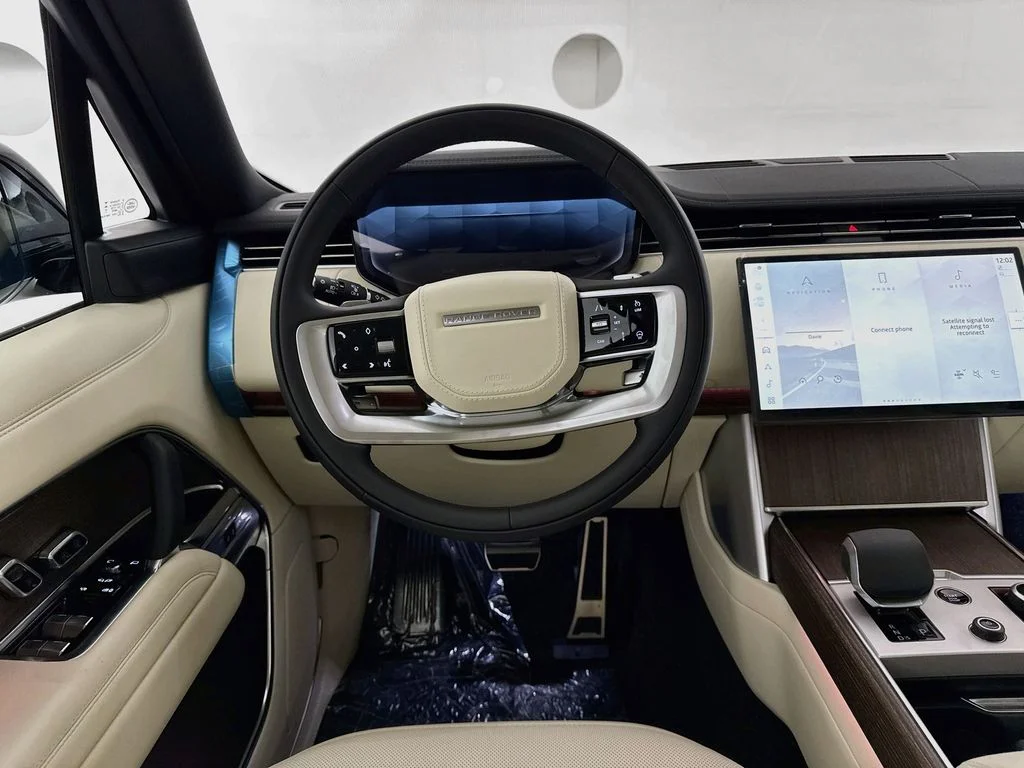 New 2027 Santorini Black Land Rover SE image 23
