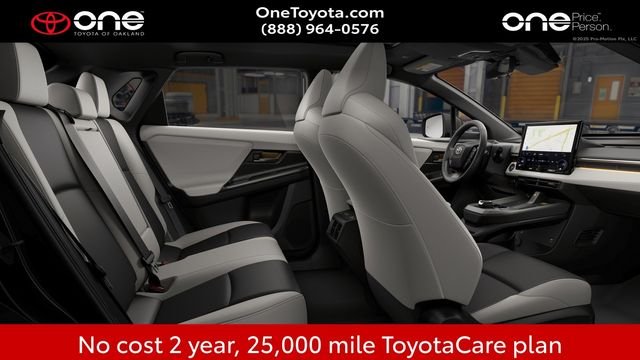 New 2026 Wind Chill Pearl <sup>1</sup> Toyota  Limited image 3