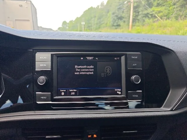 Used 2021 Pure White Volkswagen 1.4T SE image 10