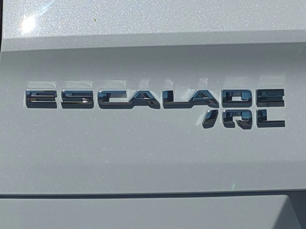 2026 Cadillac Escalade IQL Sport - Photo 10