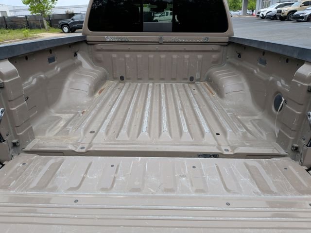 Used 2023  Nissan PRO-X image 32