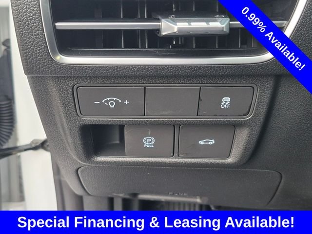 Used 2026 White Hyundai SEL Sport image 16