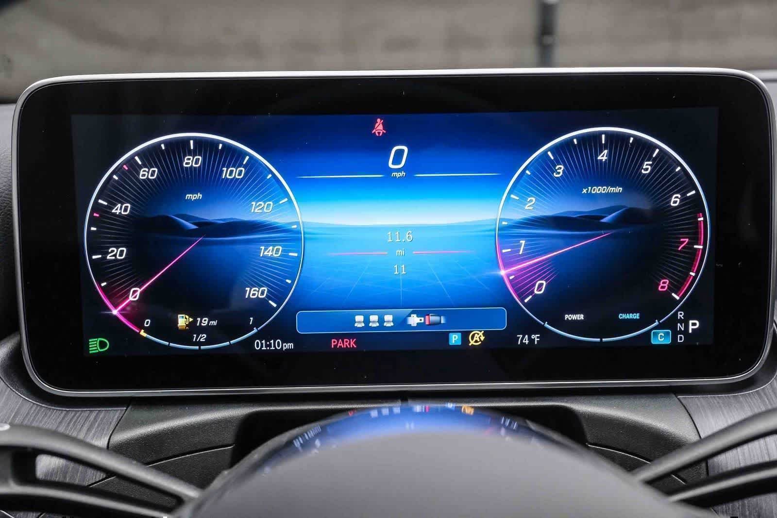 Nuevo Mercedes-Benz C 300 2026 en color gris grafito metalizado, imagen 27.