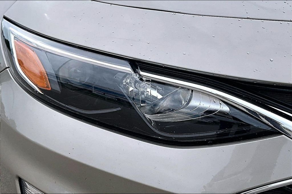 Used 2024 Gray Chevrolet LS image 27