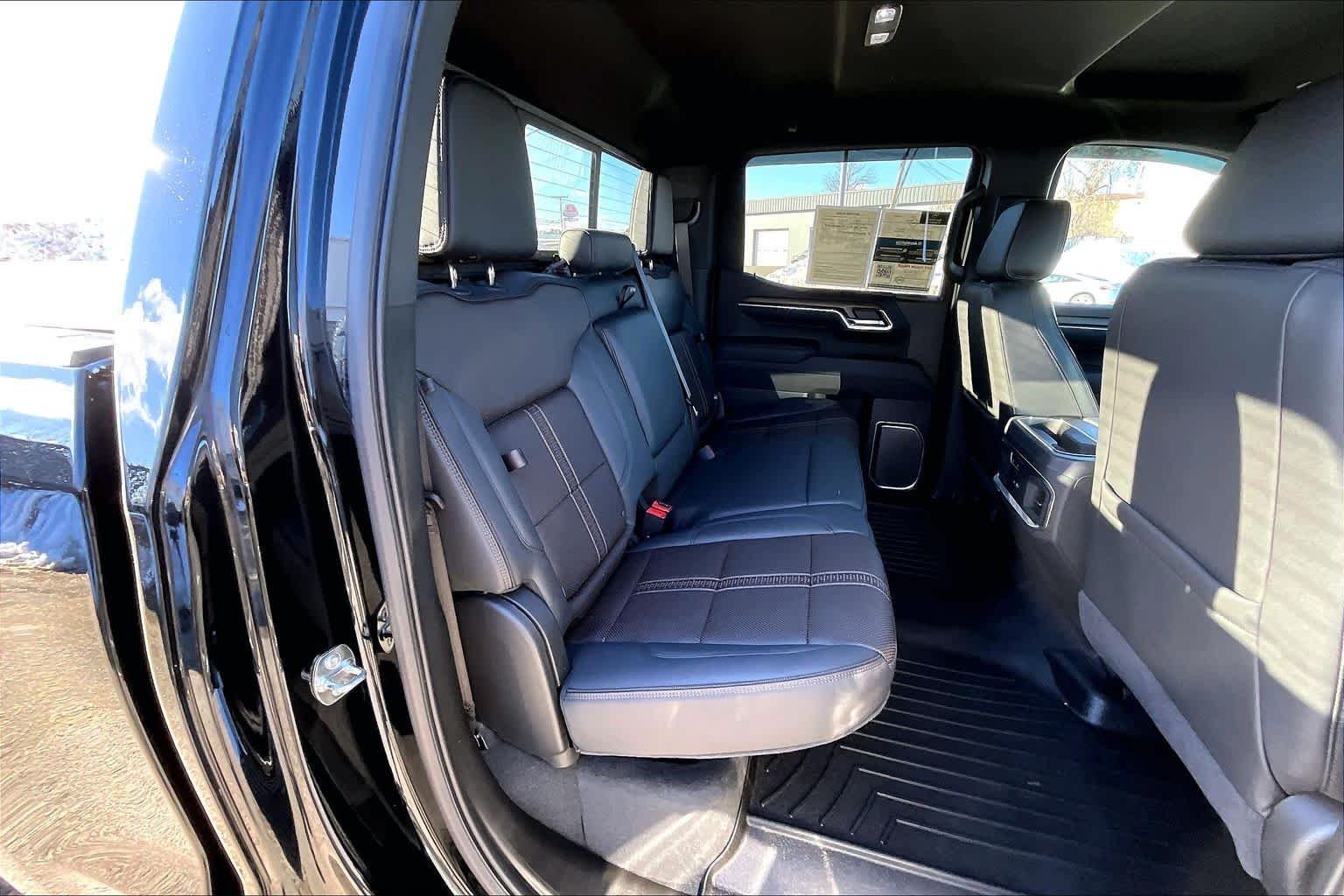 2025 Chevrolet Silverado 1500 High Country - Photo 51