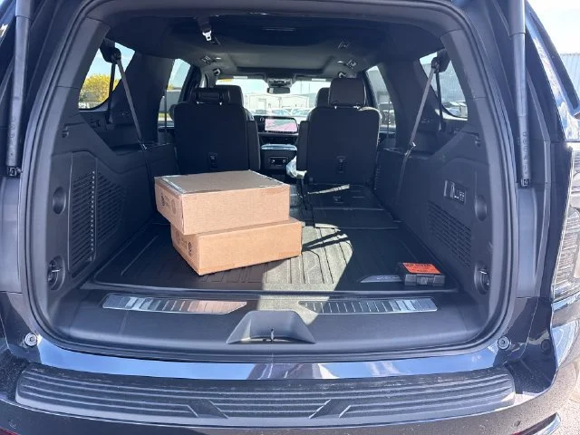 2027 Chevrolet Suburban RST - Photo 26