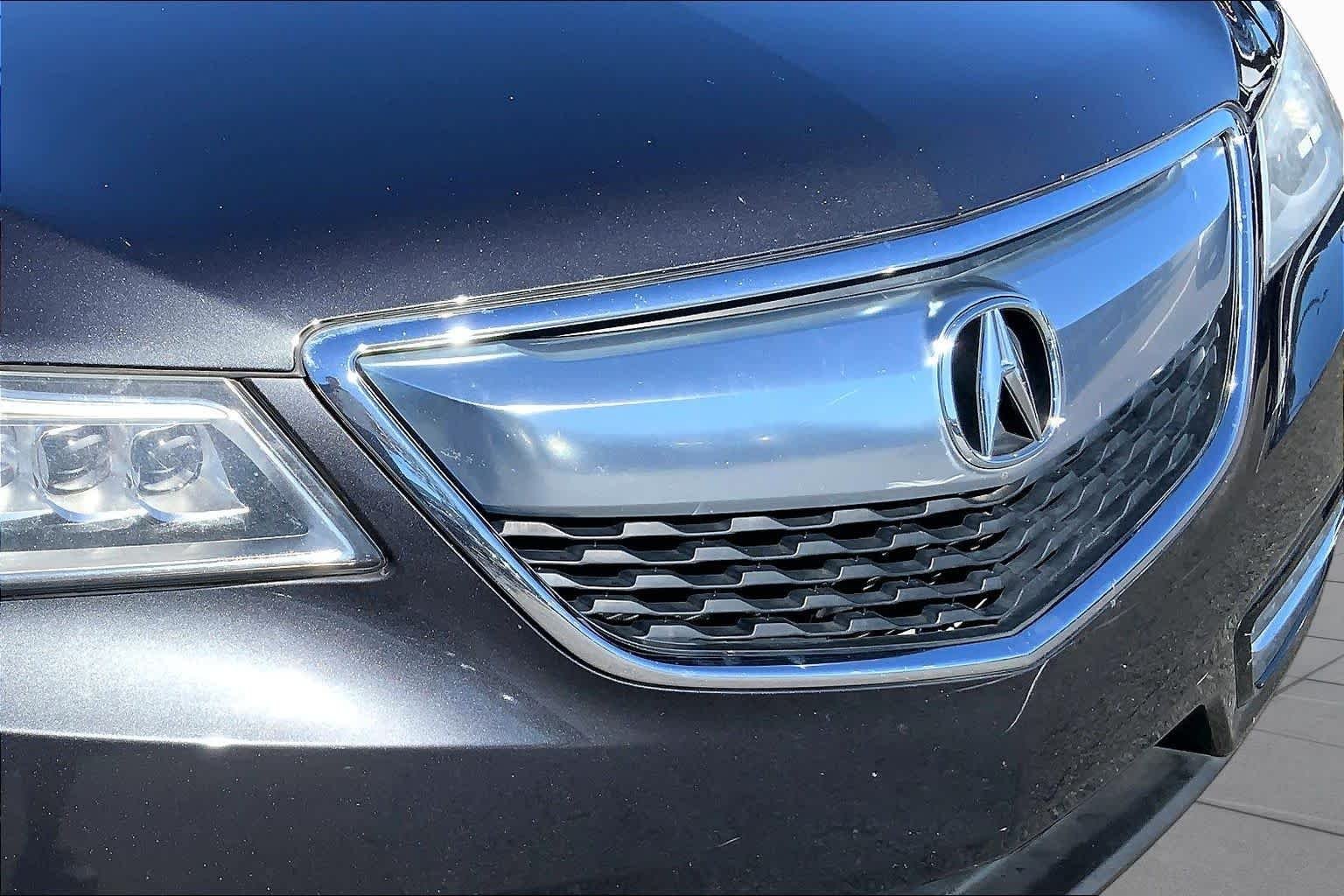 Used 2016 Crystal Black Pearl Acura  image 30