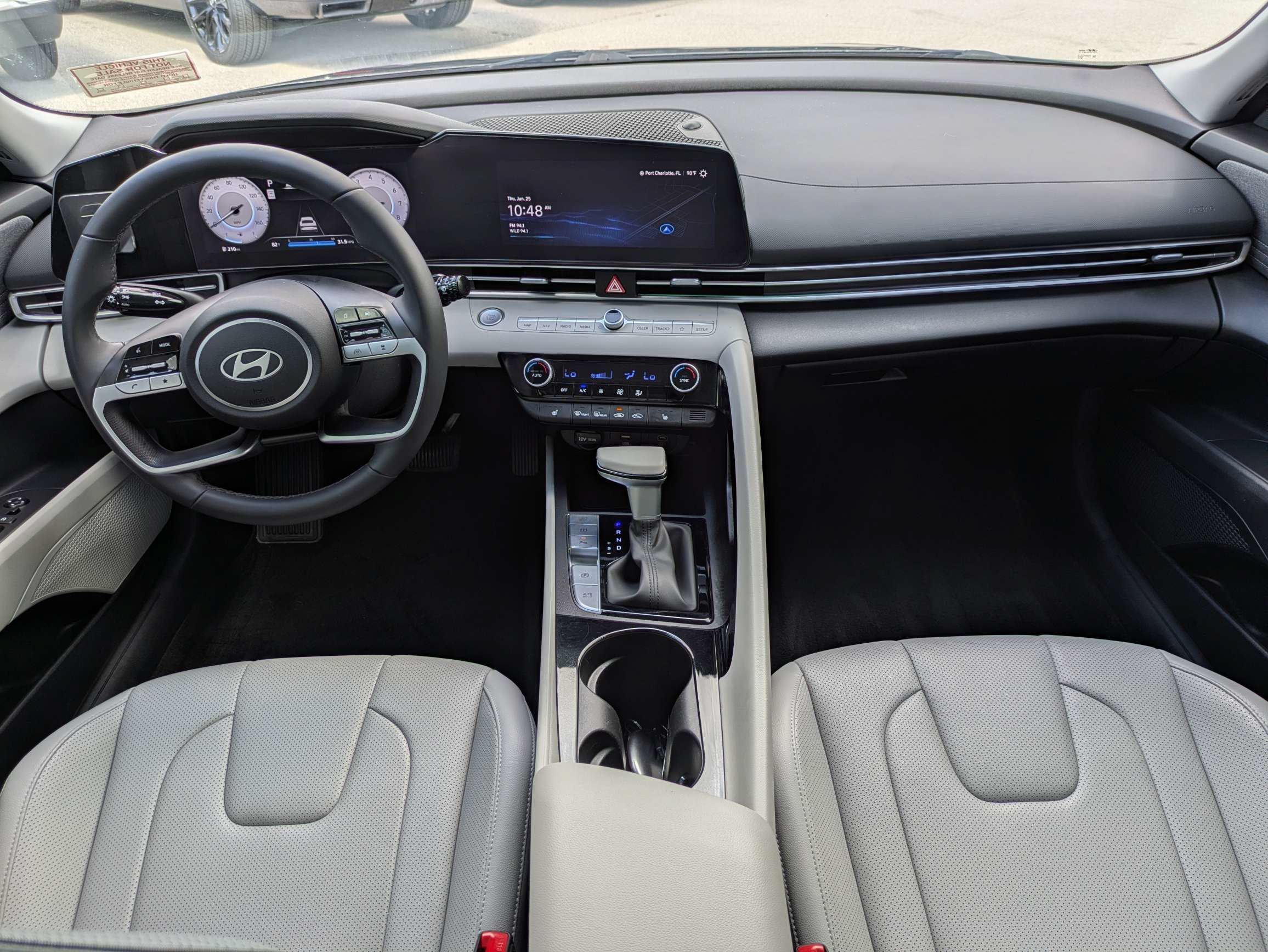 Used 2024 Abyss Black Hyundai Limited image 15