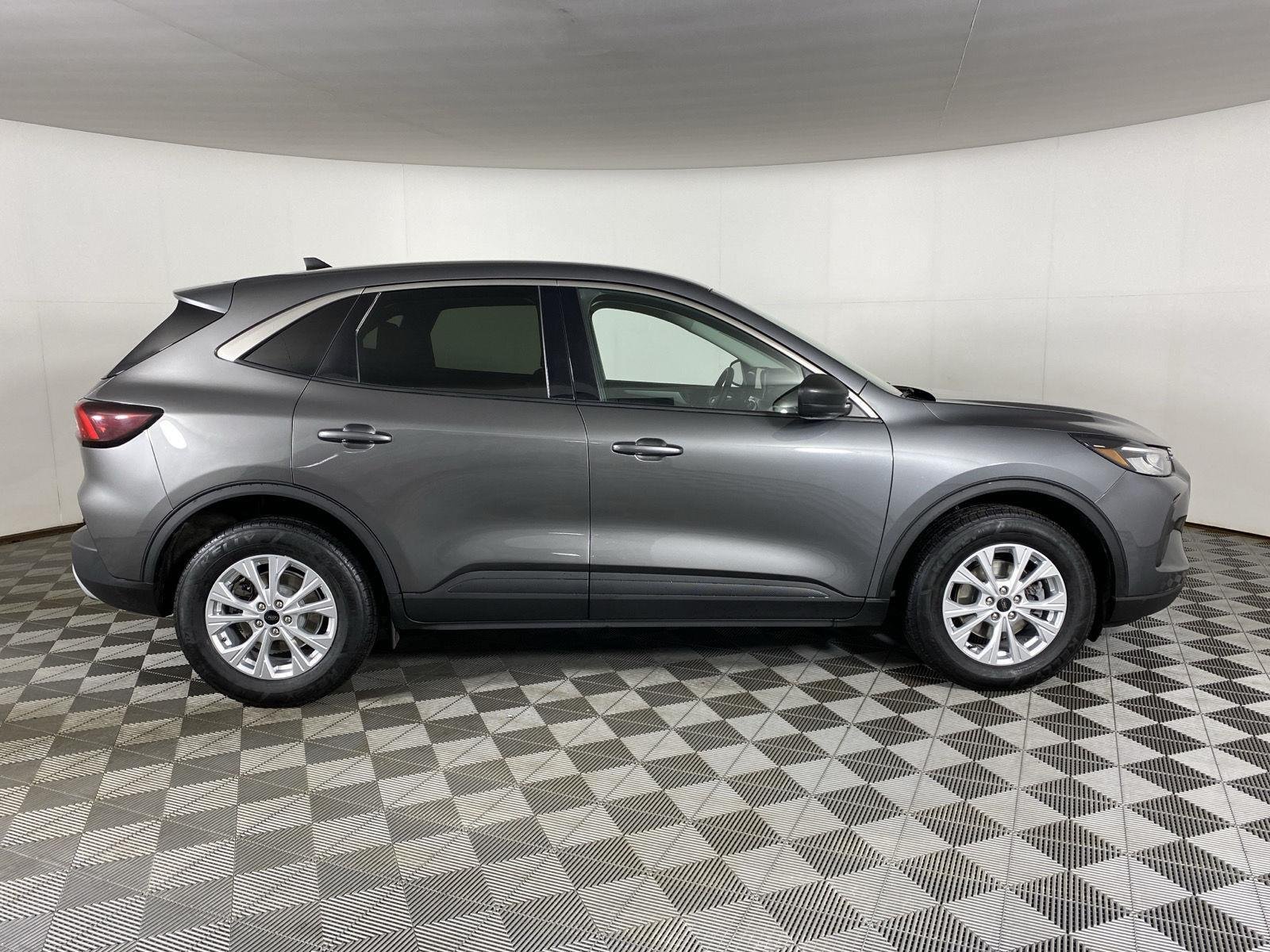 Used 2023 Carbonized Gray Metallic Ford Active image 18