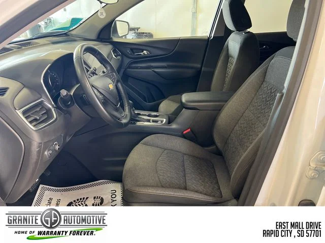 Used 2024 White Chevrolet LT image 10