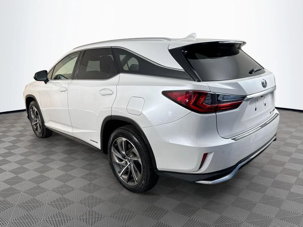 Used 2018 White Lexus 450hL Luxury image 6