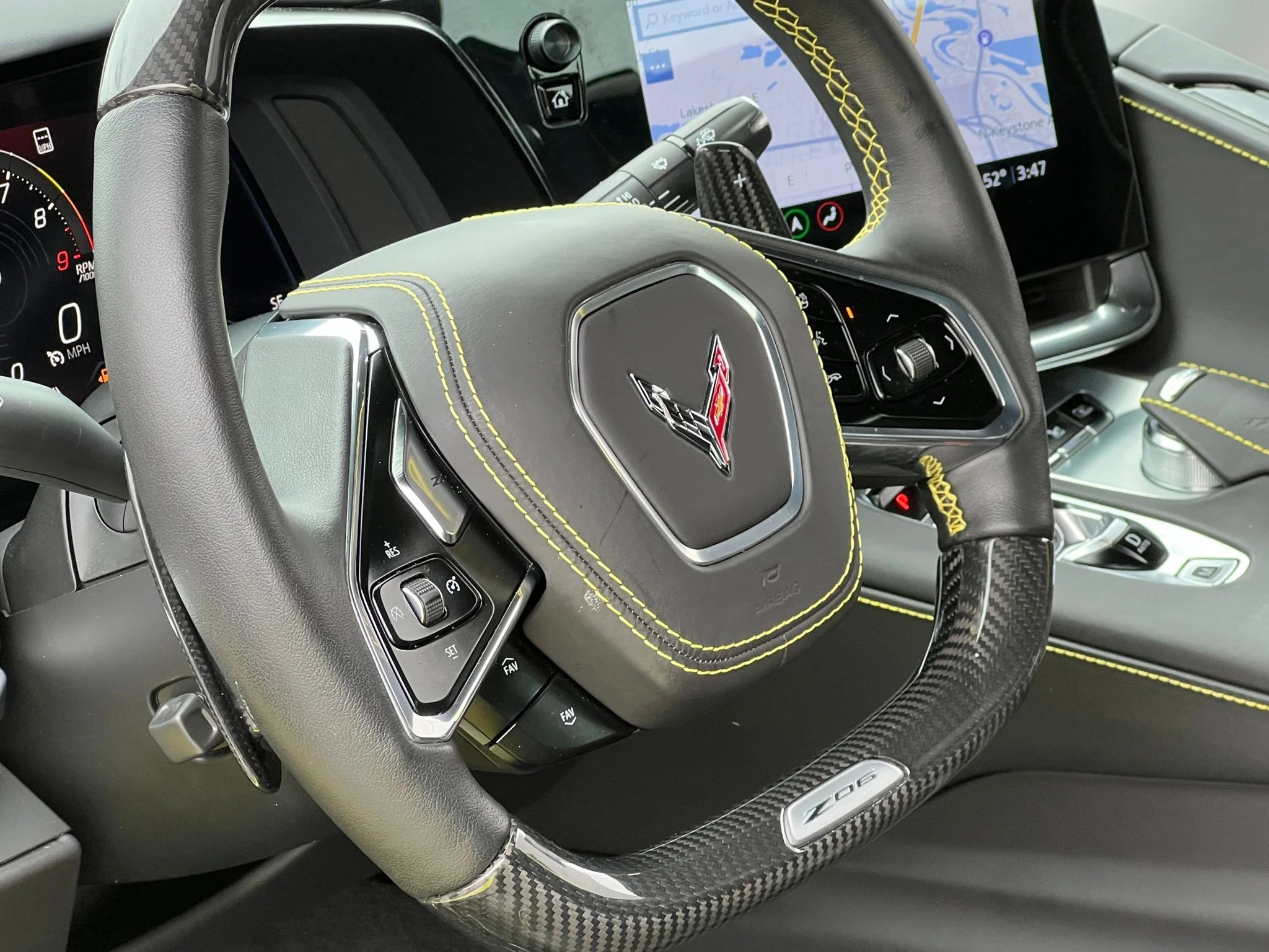Used 2023 Yellow Chevrolet Z06 image 36