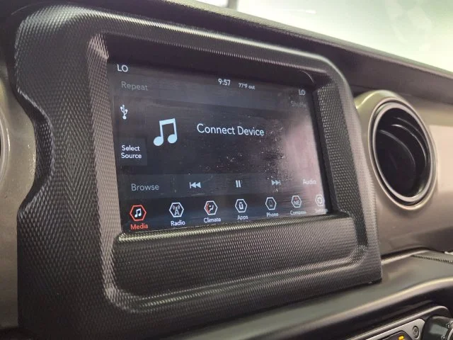 Used 2020 Black Jeep Unlimited Sport S image 17