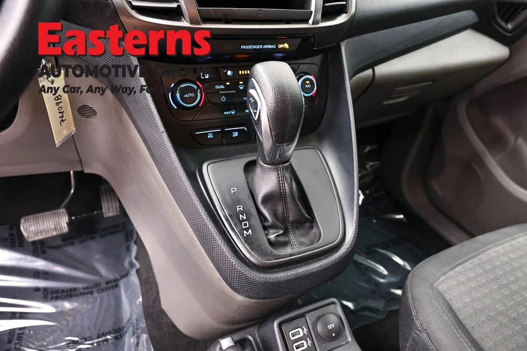 Used 2021 Silver Ford XLT image 12