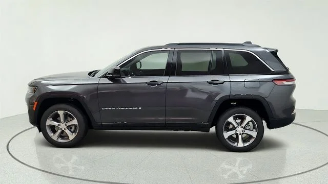 New 2026 Baltic Gray Metallic Clearcoat Jeep Limited image 7