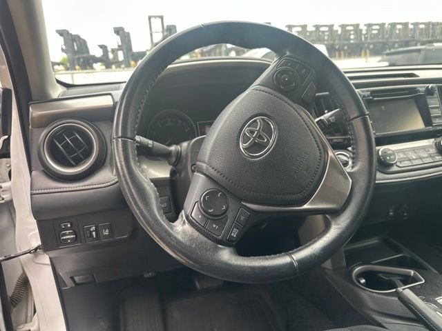 Used 2018 White Toyota Adventure image 11