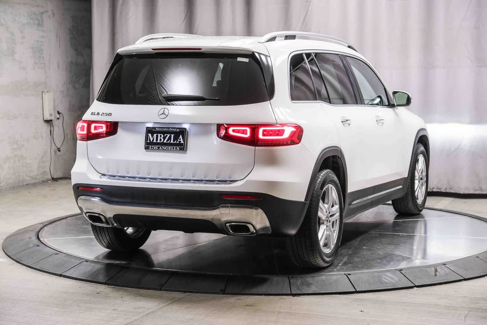 Certified Used 2021 Polar White Mercedes-Benz GLB 250 image 4