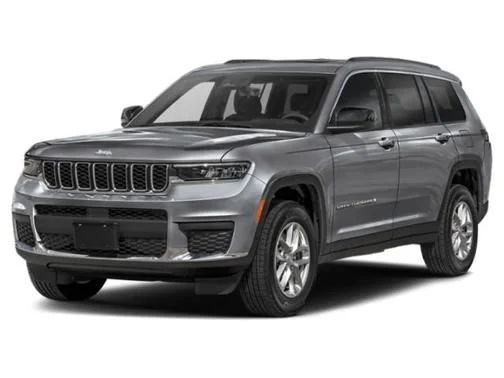 Used 2025 Gray Jeep Laredo image 1