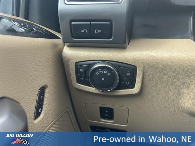 Used 2019 Oxford White Ford XLT image 13