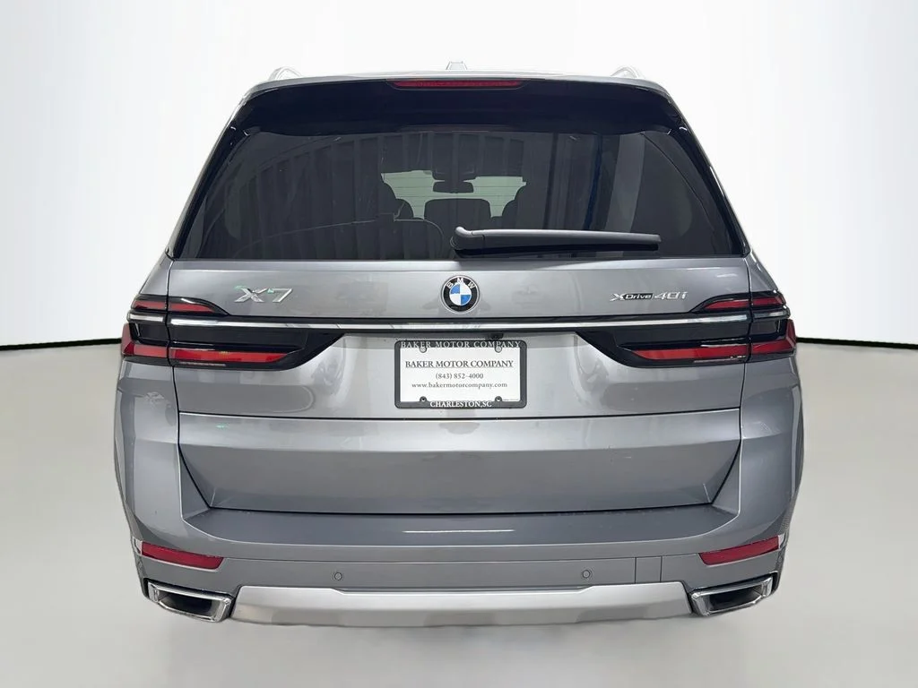 Used 2026 Gray BMW xDrive40i image 10