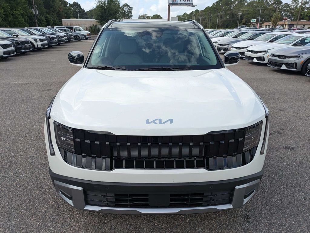 New 2027 Snow White Pearl Kia EX image 9
