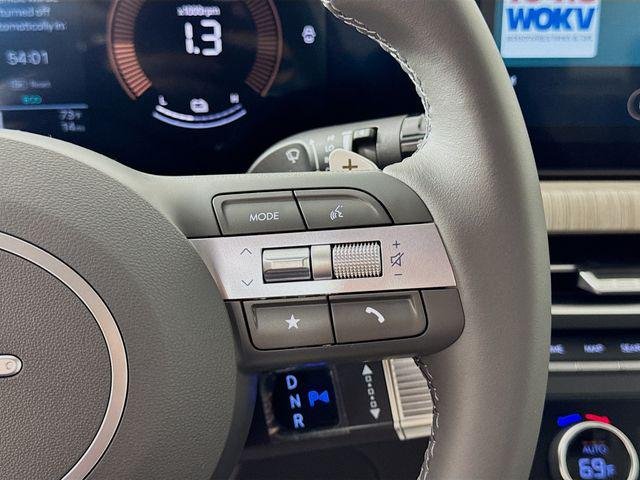 2025 Hyundai Sonata Hybrid SEL - Photo 17