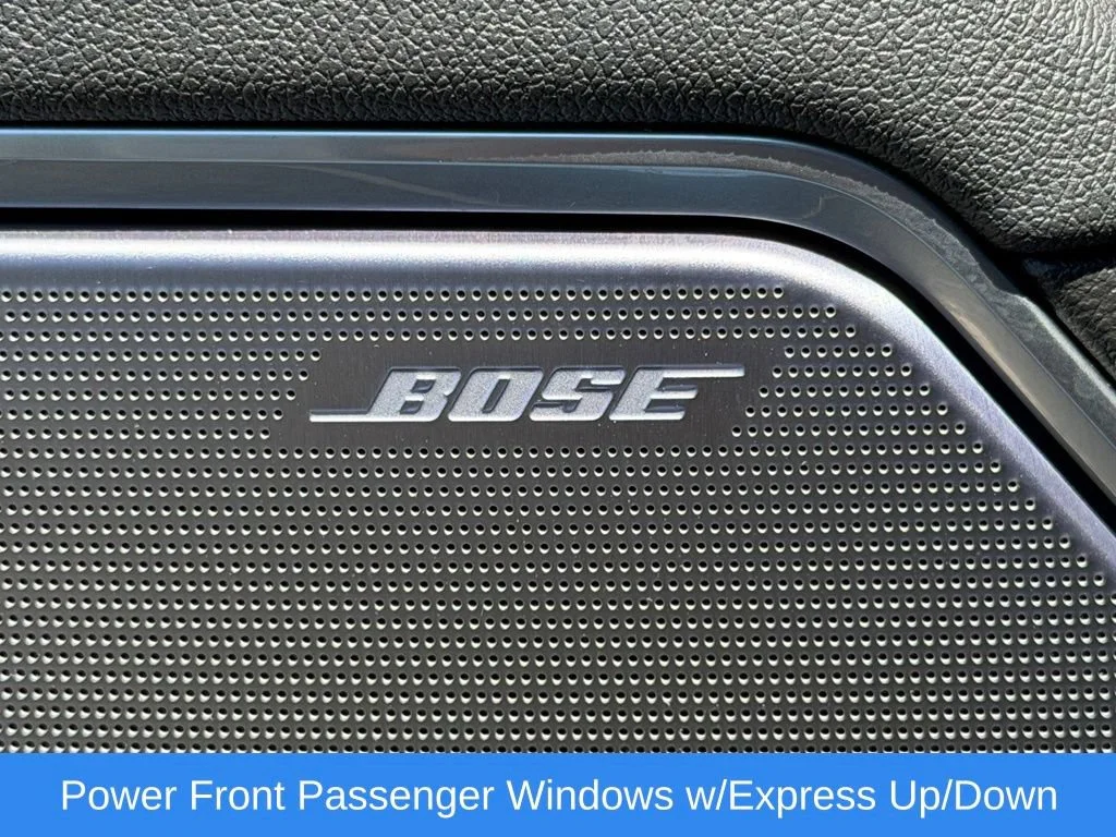 Used 2025 Iridescent Pearl Tricoat Chevrolet High Country image 25