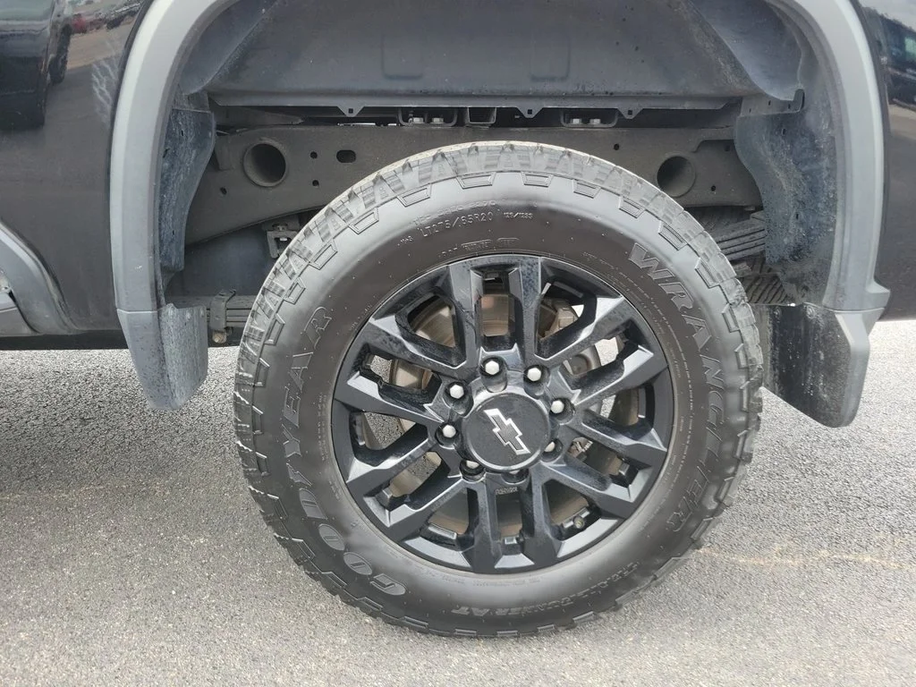 2025 Chevrolet Silverado 2500HD Custom - Photo 32