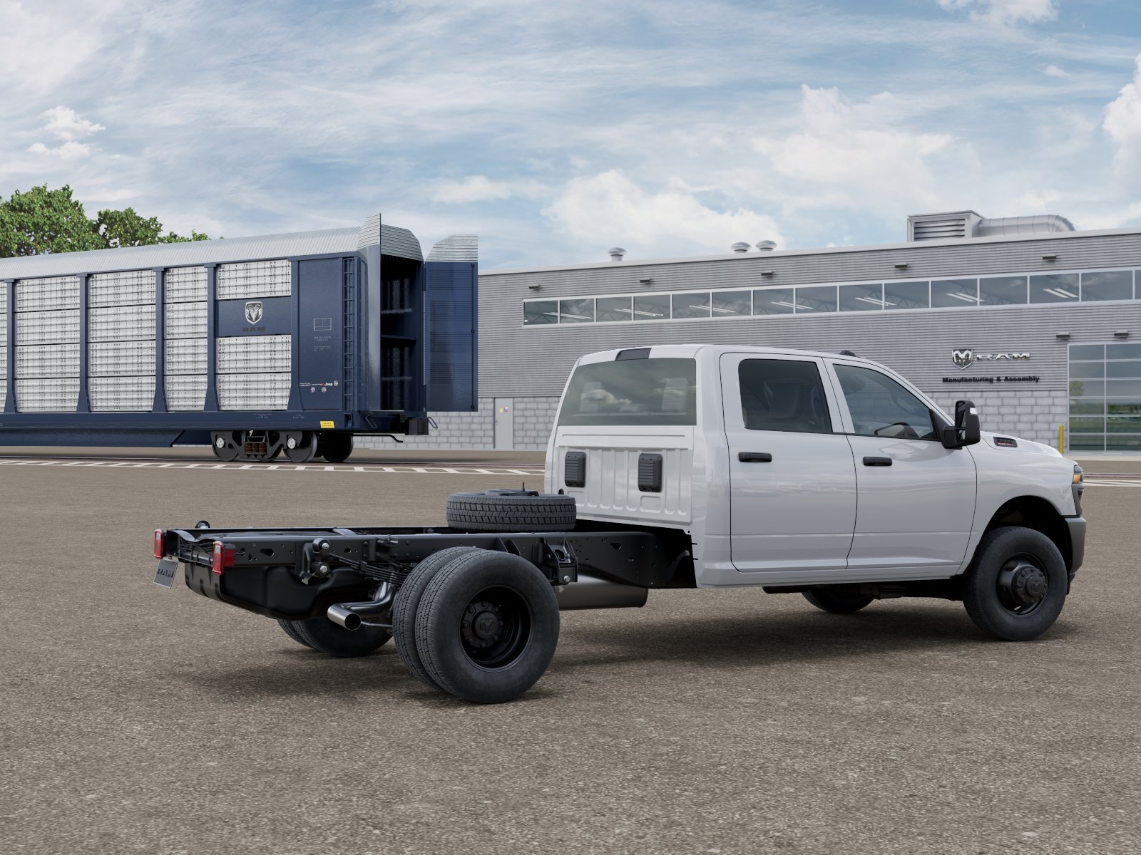 New 2026 Bright White Clearcoat RAM Tradesman image 3